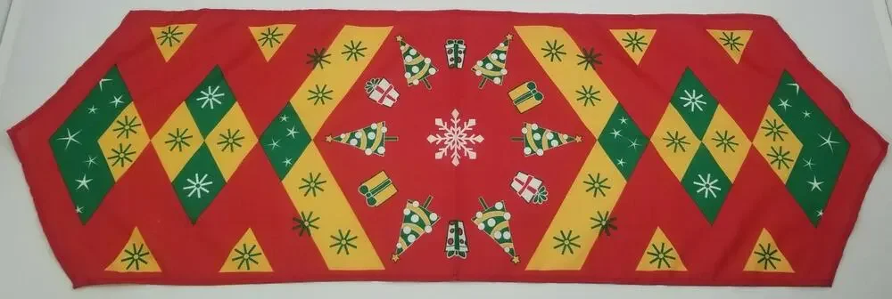 QQ) Vintage Christmas Holiday Decorative Table Cloth Runner Polyester 48